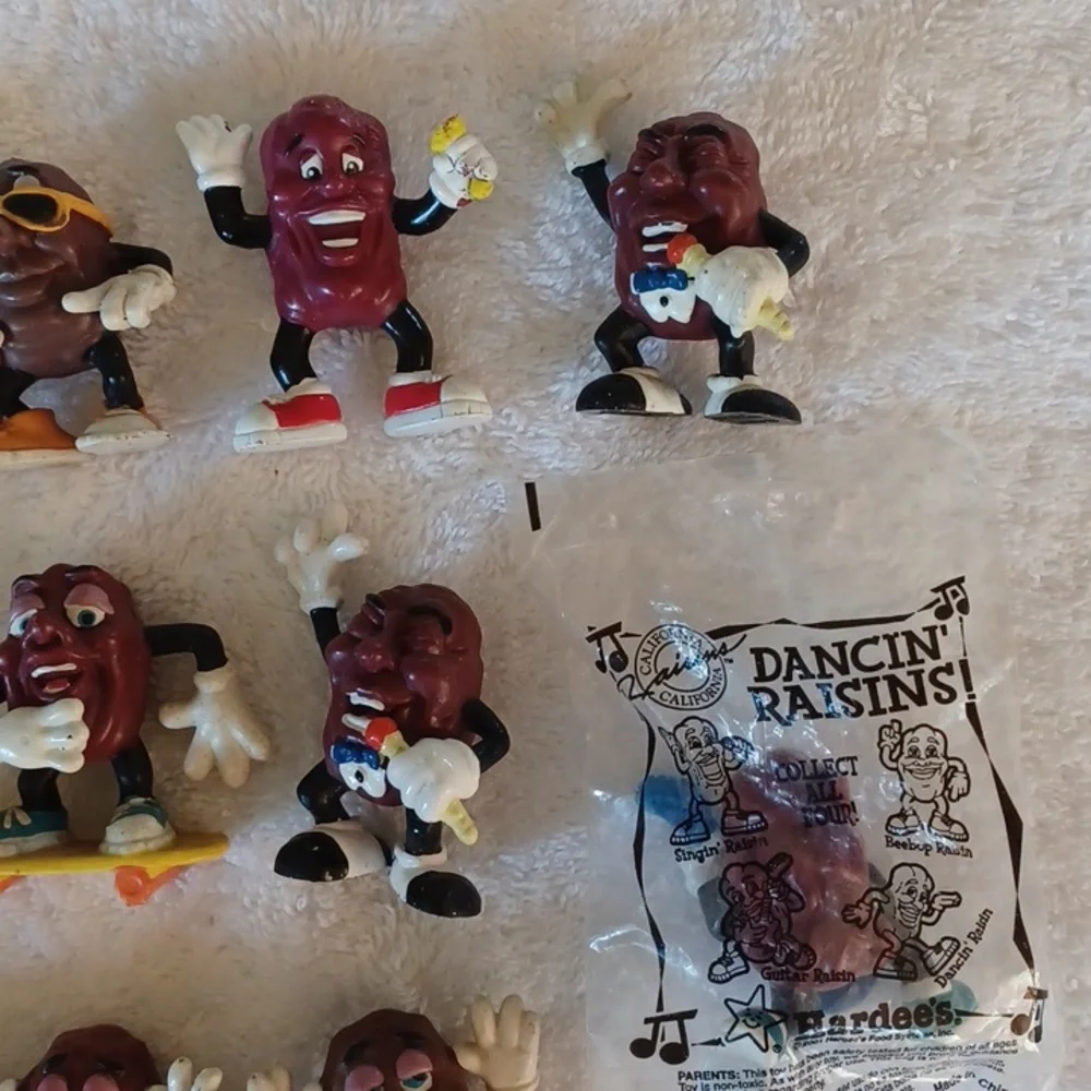 California Raisins collection 14 raisins from Hardee's 1987